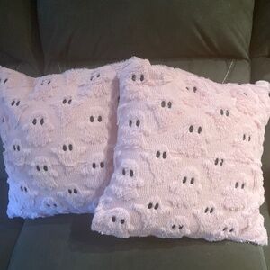 Pink Ghost Fluffy Pillows set of 2 NWOT